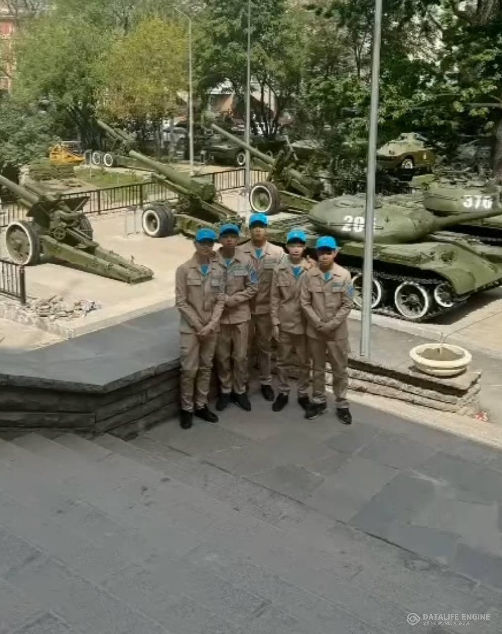 "Мәңгілік алауға" соғыста Отаны үшін жанын қиған Ерлерге тағзым етіп, салтанатты караулға тұрып қайтты.