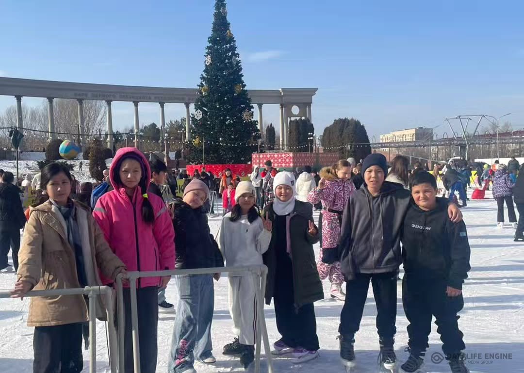 "Көңілді қыс" 5 сынып оқушылары сырғанақта.