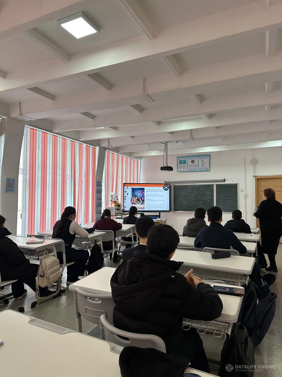 Зорлық-зомбылық — жеке мәселе емес, бұл қоғамның дерті. Үндемеу оны тоқтатпайды. Әр адам қауіпсіз, еркін және қорқынышсыз өмір сүруге лайық. Құрбандар