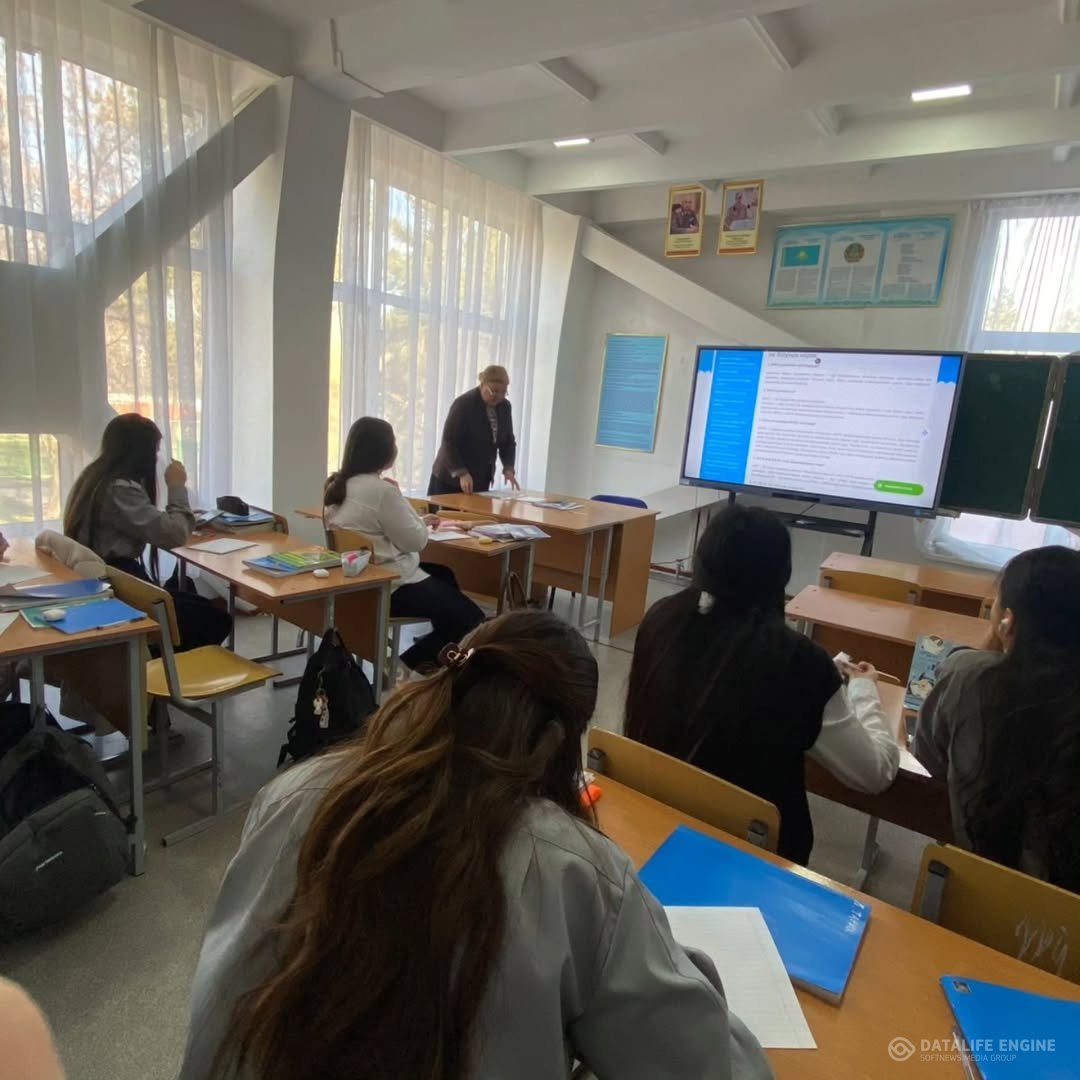 Анықтама “Шақырулардан -ВИЧ-ке жауап берудегі өзгерістерге” тақырыбында 9-11 сыныптар оқушыларына ақпараттық түсіндірме жұмыстары жүргізілді, сұрақ-жа